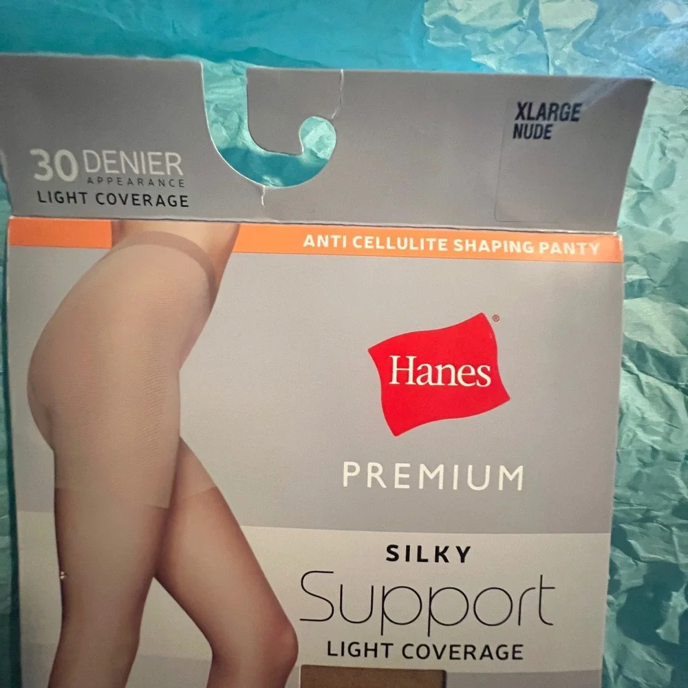 Hanes brand line